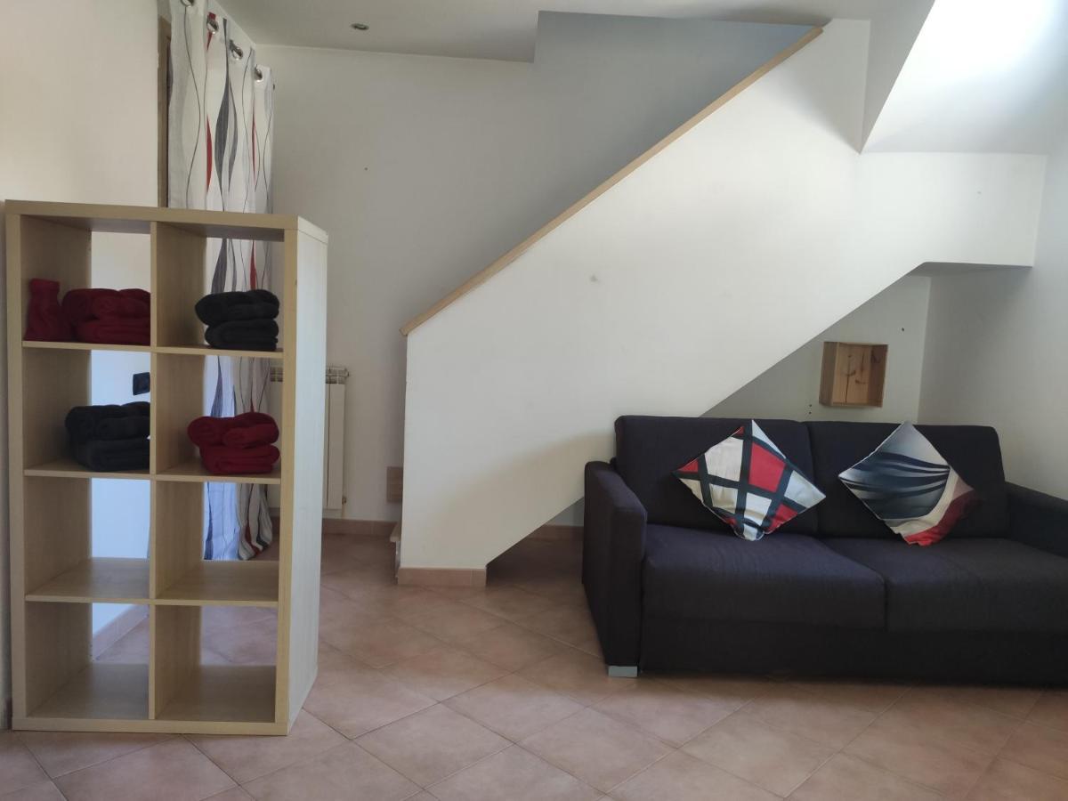 Red Lux Apartment Fiumicino Exterior photo